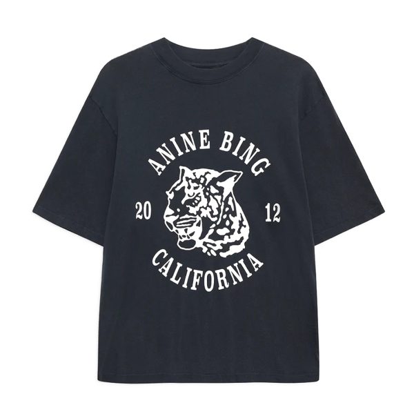 Tee Avi Collegiate in Charcoal