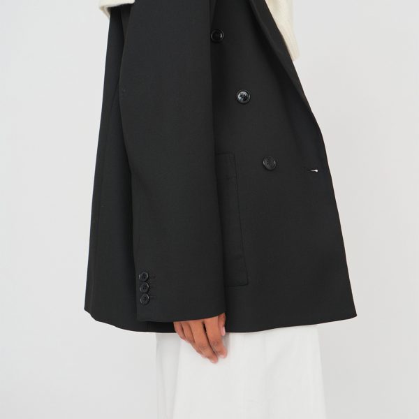 Blazer Pluto in Black - Image 4
