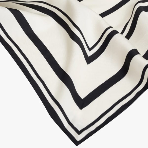 Scarf York Monogram in Black & Ivory - Image 5