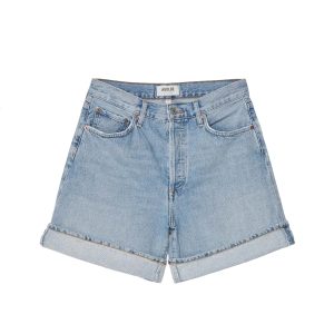 Shorts Dame in Tension