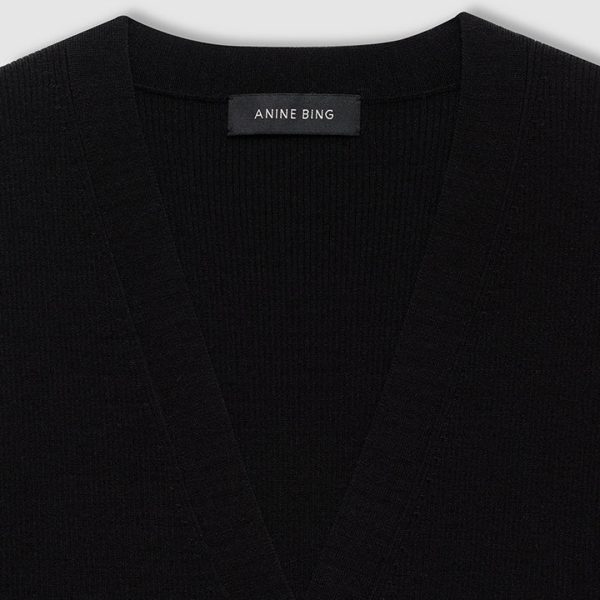 Vest Lawrence in Black - Image 3