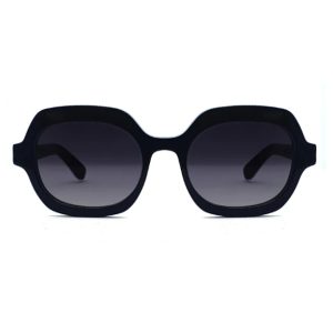 Cut 133 in Black/Black